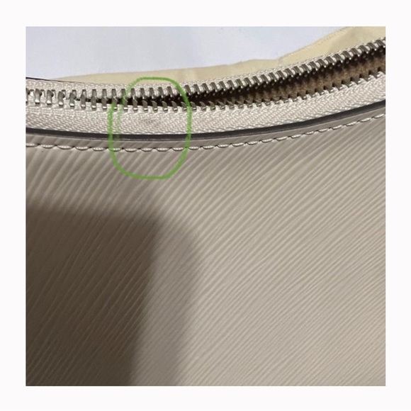 💥SOLD💥Louis Vuitton Marelle - Picture 12 of 13